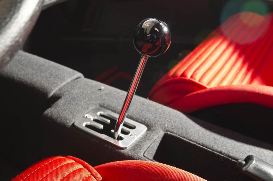  Ferrari F40 1991 года  (фото 26 из 50)